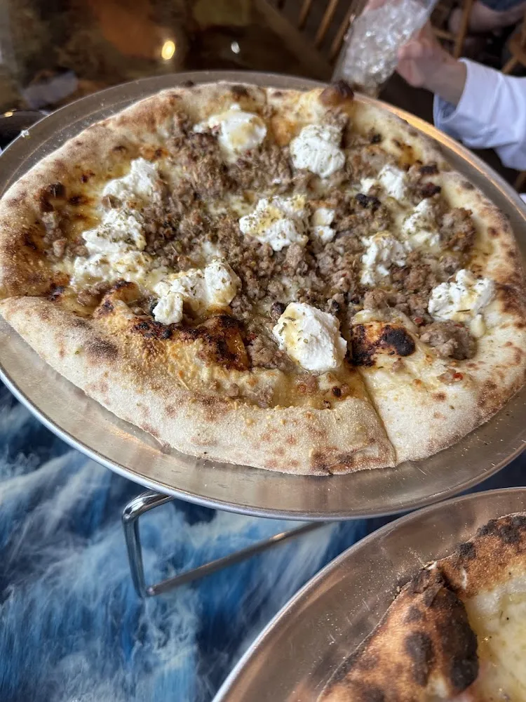 Swine Cloud Pizza